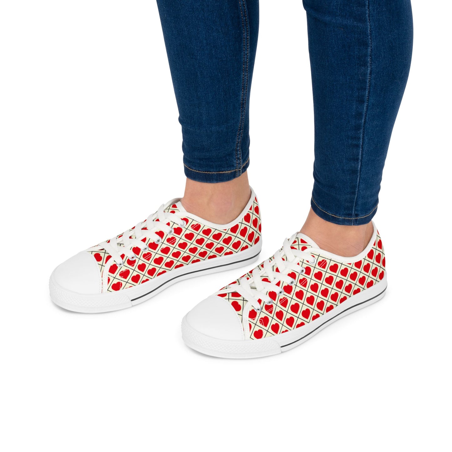 Low Top Sneakers — Red Heart Pattern Casual Women's Shoes (Valentine's Day)