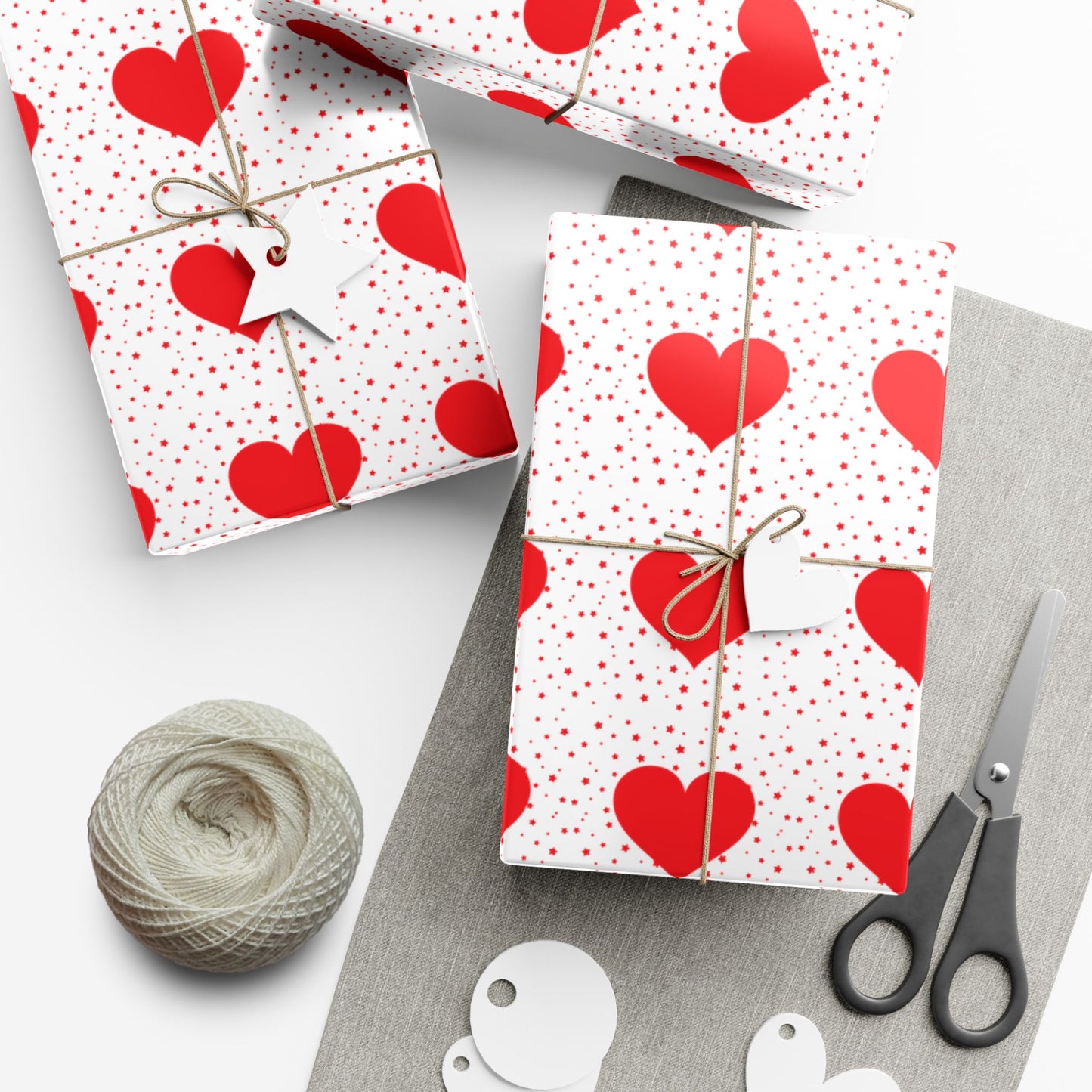 Heart Pattern Gift Wrap Paper — Red Hearts on White for Valentine’s Day & Romantic Gifts