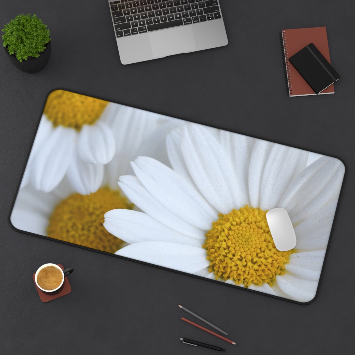 Daisy Desk Mat — Floral Mouse Pad with White Daisy Design