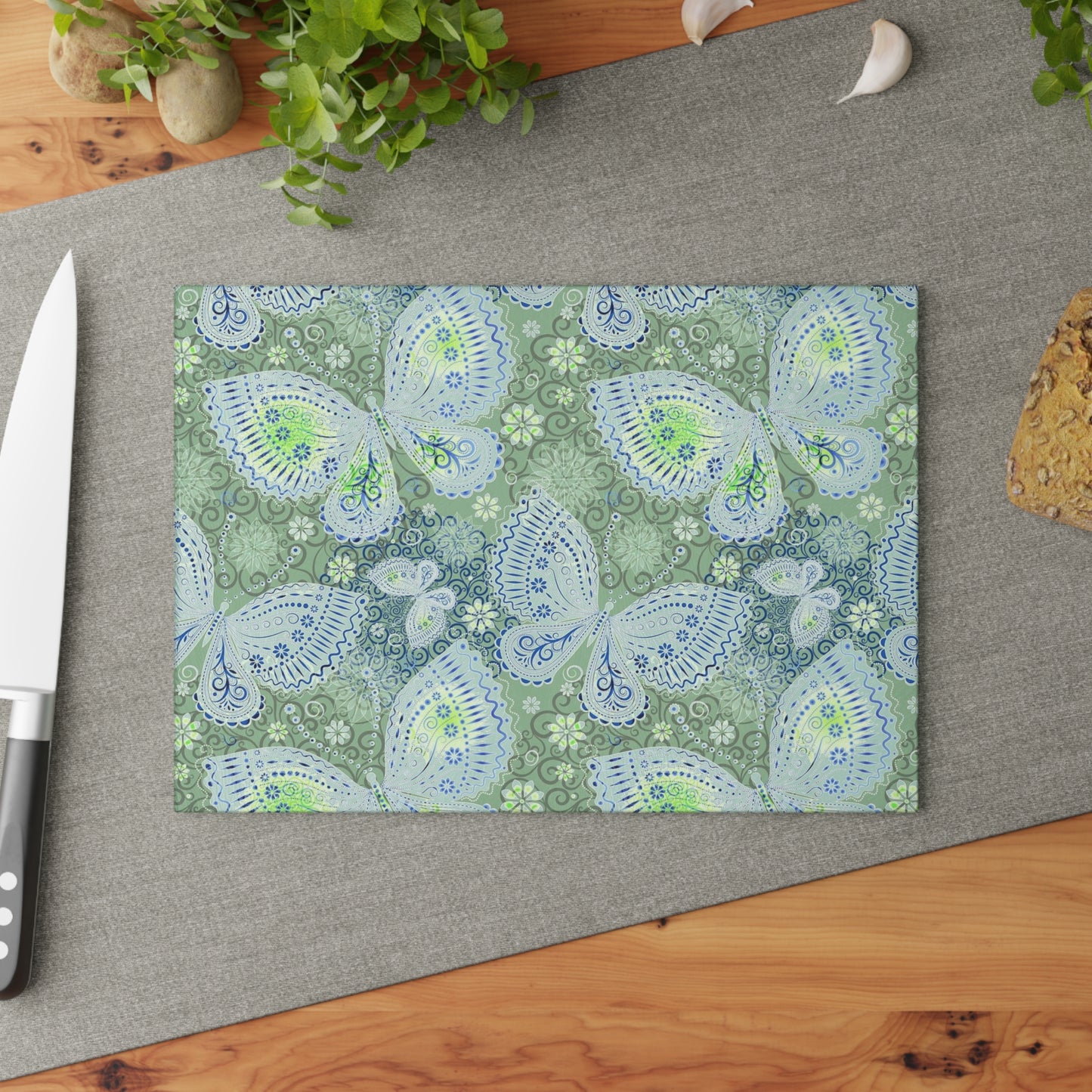 Butterfly Glass Cutting Board, Nature Decor, Kitchen Art, Gift for Foodies, Unique Serving Platter, Eco-Friendly Kitchenware
