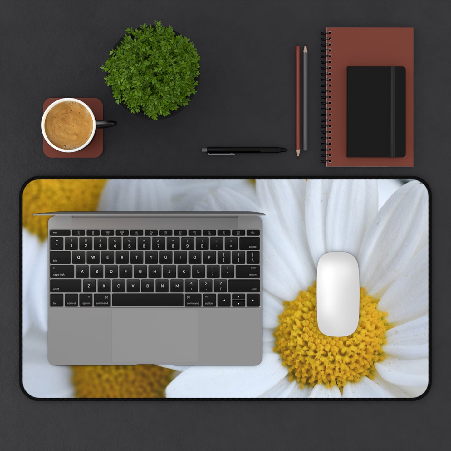 Daisy Desk Mat — Floral Mouse Pad with White Daisy Design