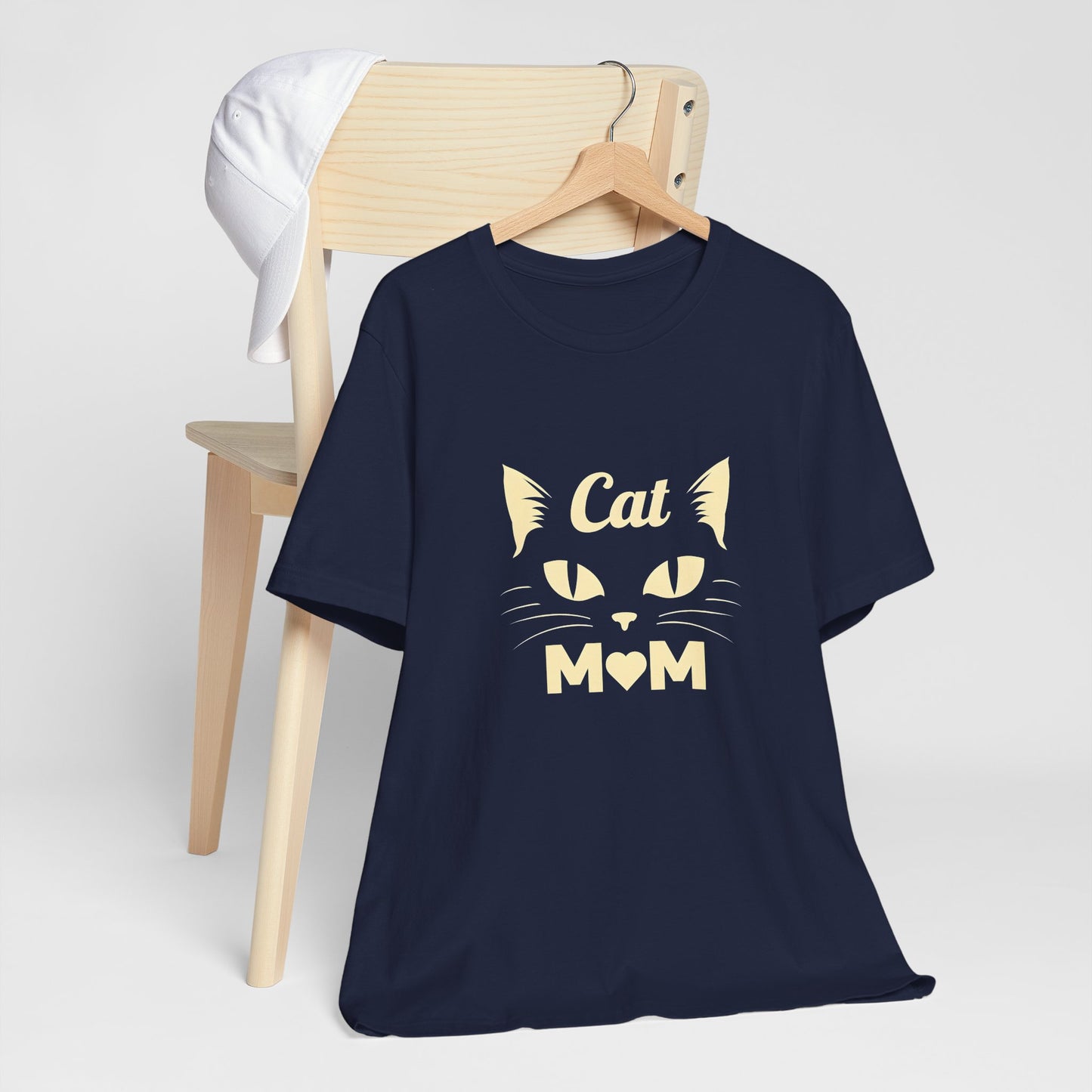 Cat Mom T-Shirt — Cute Cat Face Graphic Tee for Cat Lovers