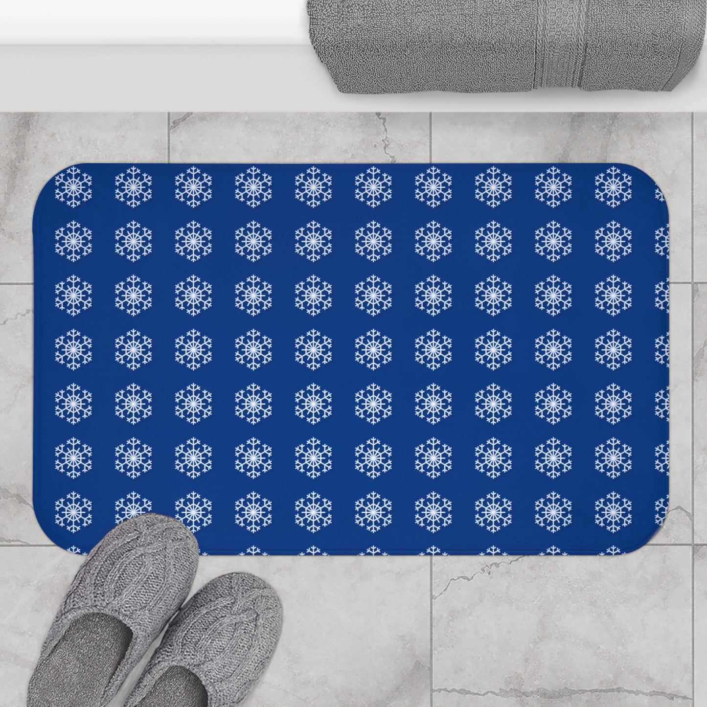 Snowflake Bath Mat - Cozy Bathroom Decor, Winter Theme Mat, Holiday Gift, Non-Slip Rug, Contemporary Style Accent