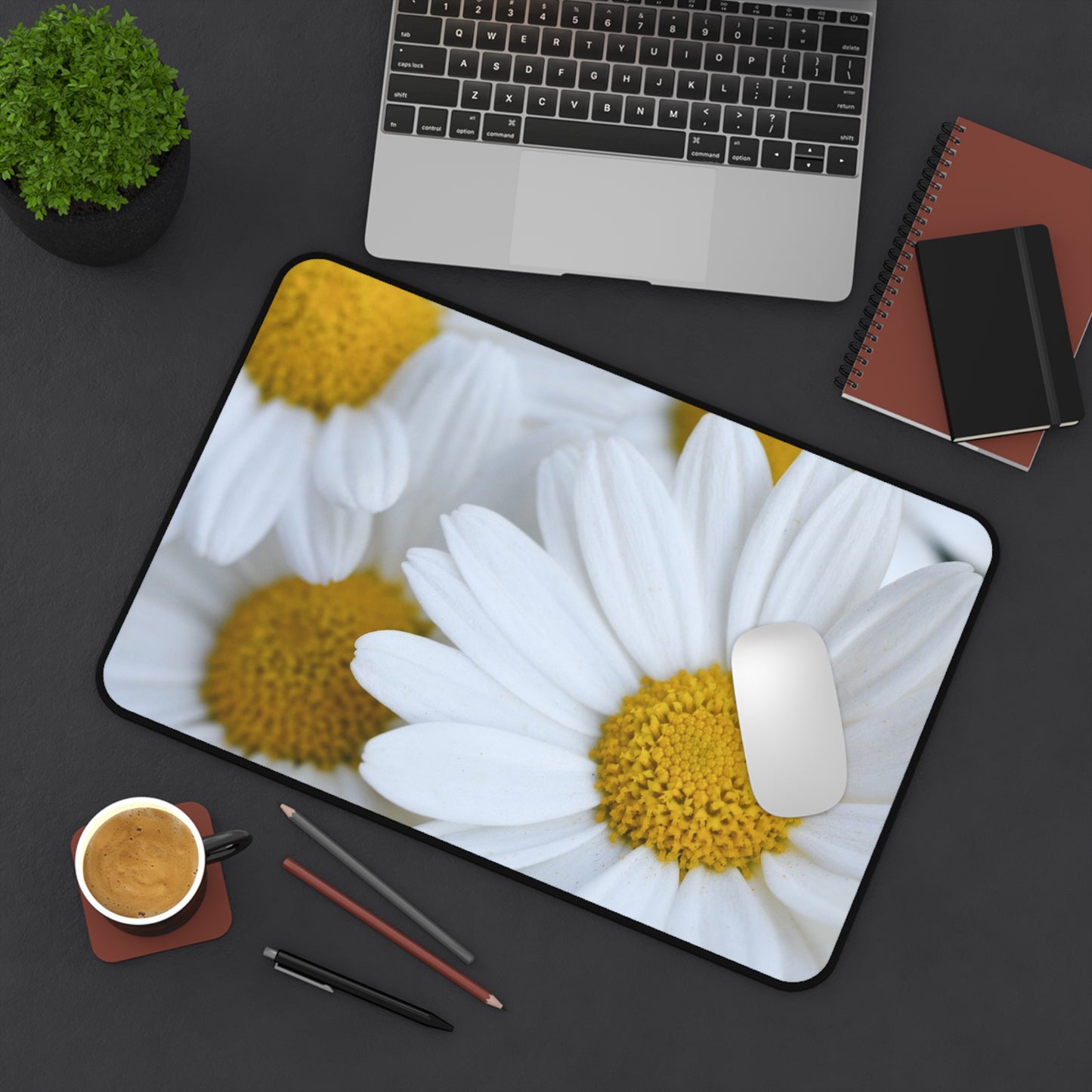 Daisy Desk Mat — Floral Mouse Pad with White Daisy Design