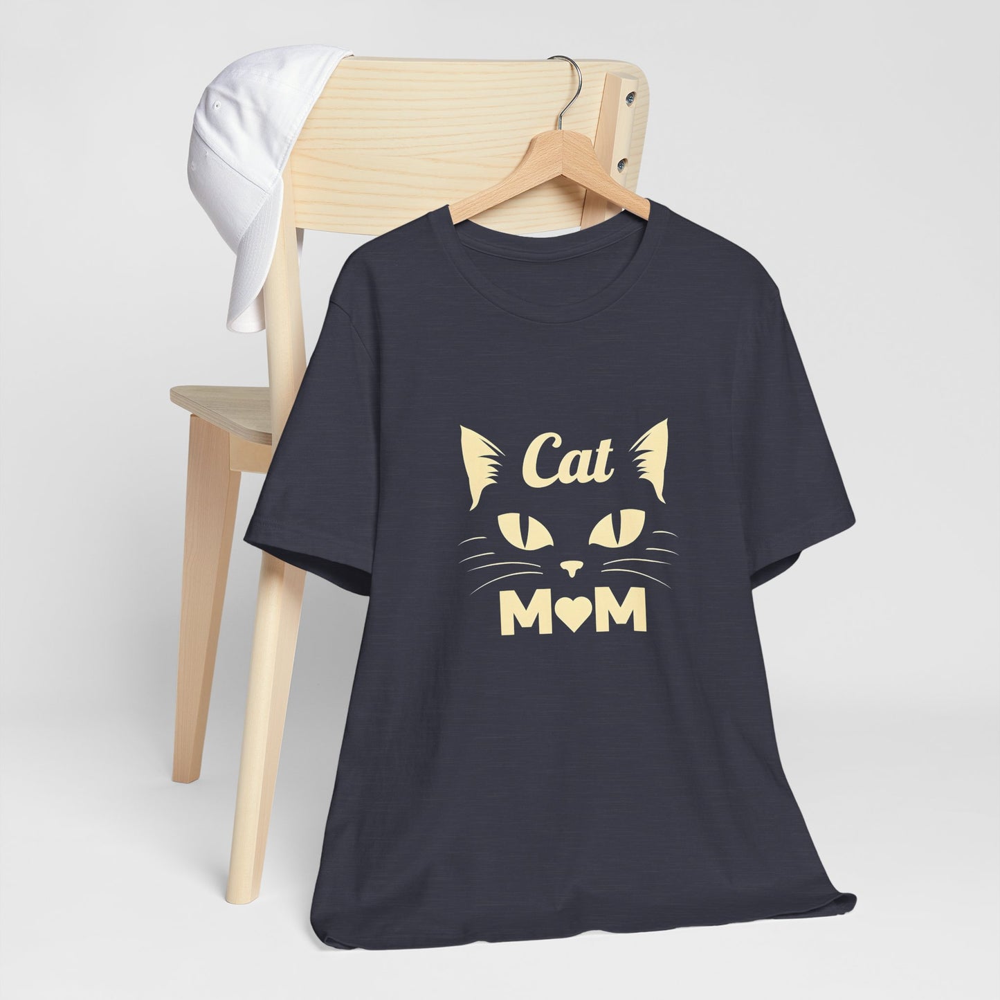 Cat Mom T-Shirt — Cute Cat Face Graphic Tee for Cat Lovers