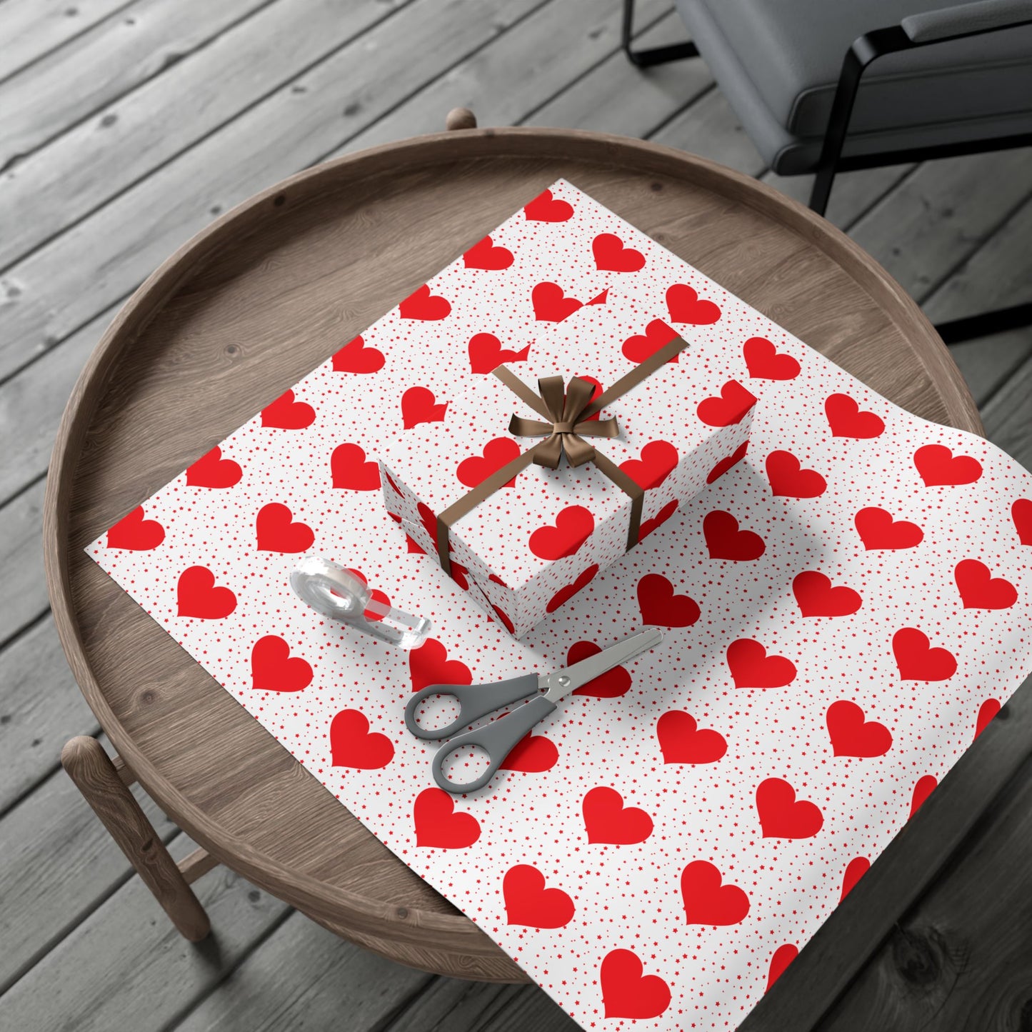 Heart Pattern Gift Wrap Paper — Red Hearts on White for Valentine’s Day & Romantic Gifts