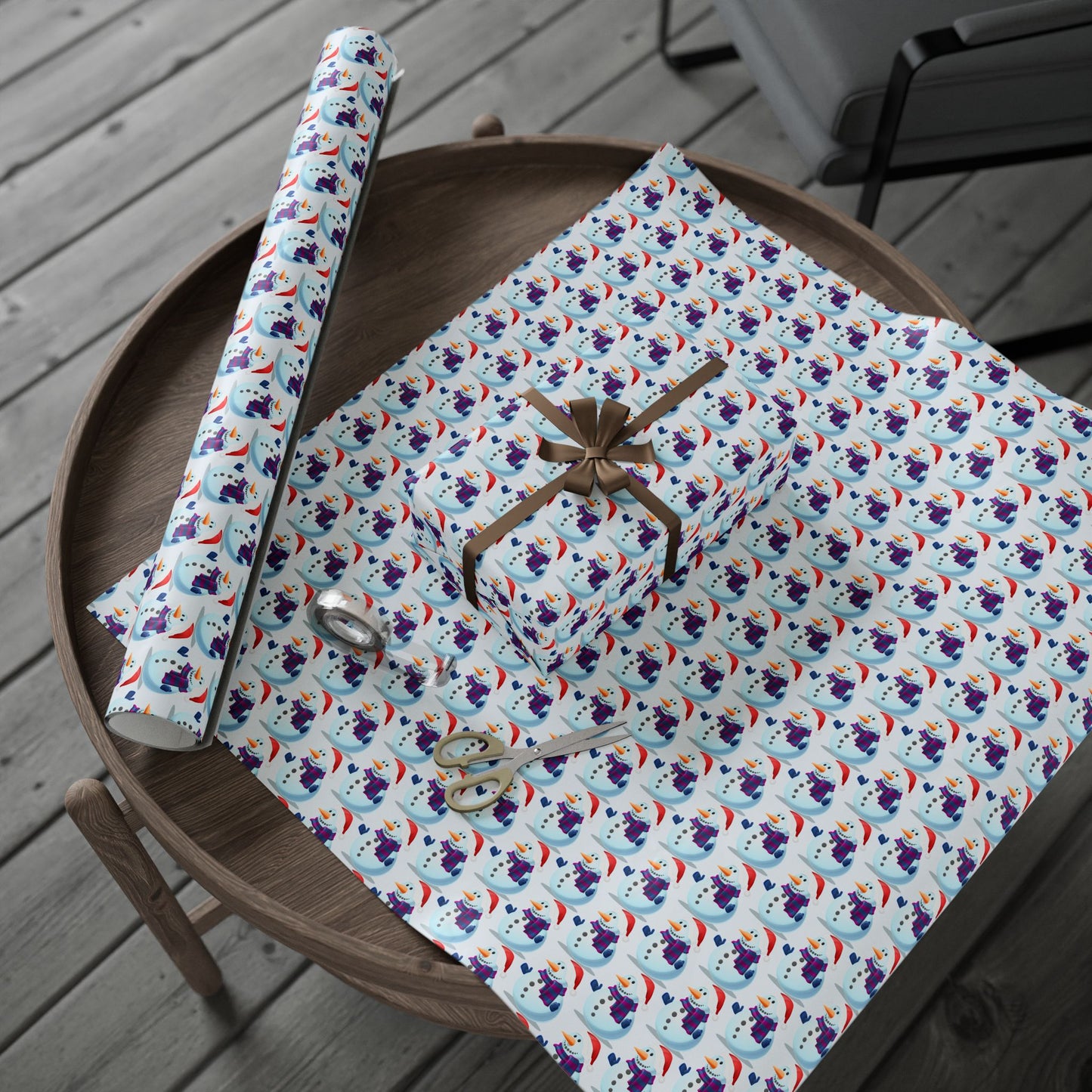 Snowman Pattern Wrapping Paper Roll — Cute Winter Holiday Gift Wrap